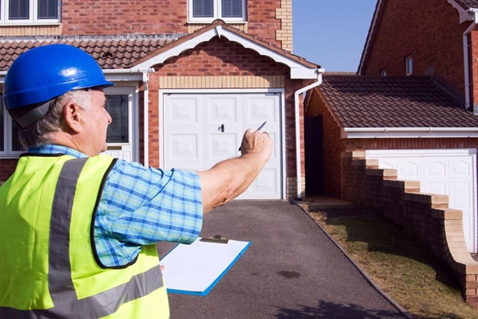 Man conducting house survey